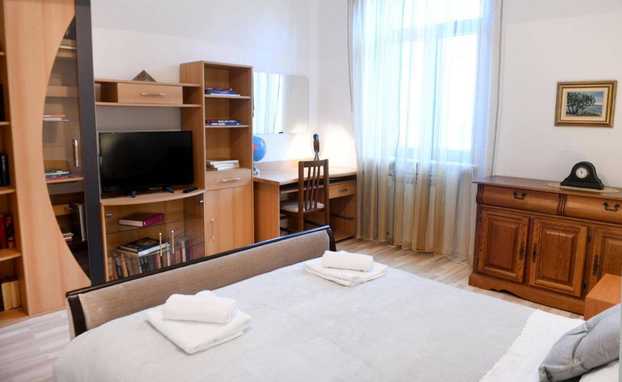 Divia Apartment Rijeka Exterior foto